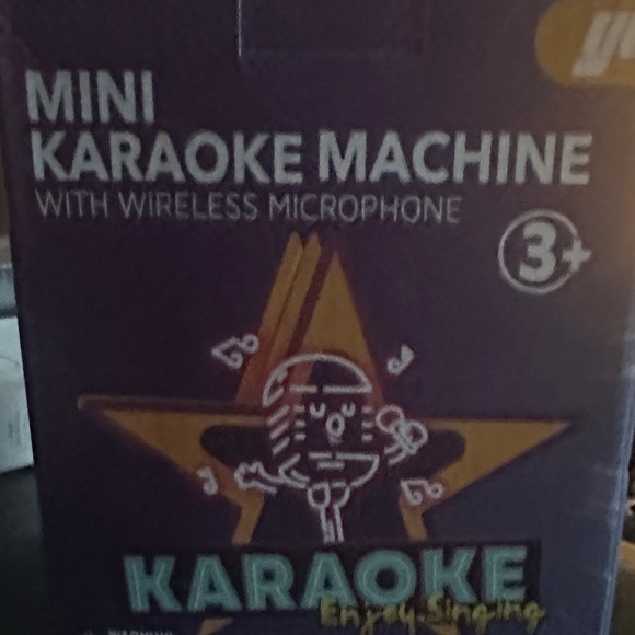 Wireless Karaoke Machine - Purple - Picture 5 of 5